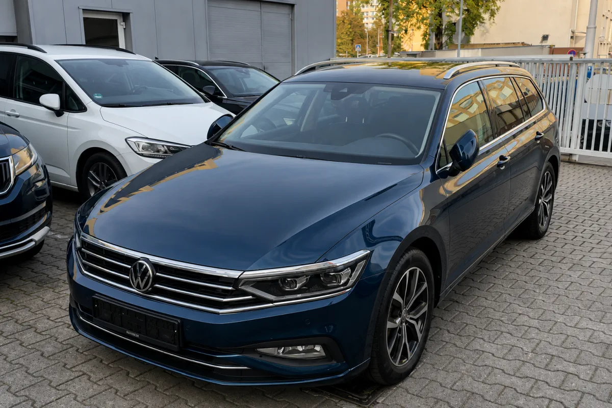 Volkswagen Passat při kontrole před koupí